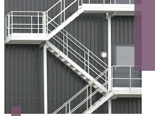 Изготовление и монтаж пожарных лестниц в Тамбове быстро и надежно