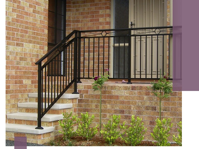 Уличные перила из металла под ключ в Тамбове