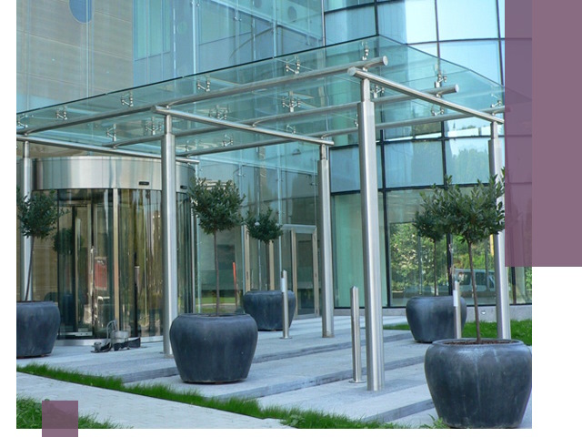 Навесы из стекла на заказ в Тамбове — монтаж и установка