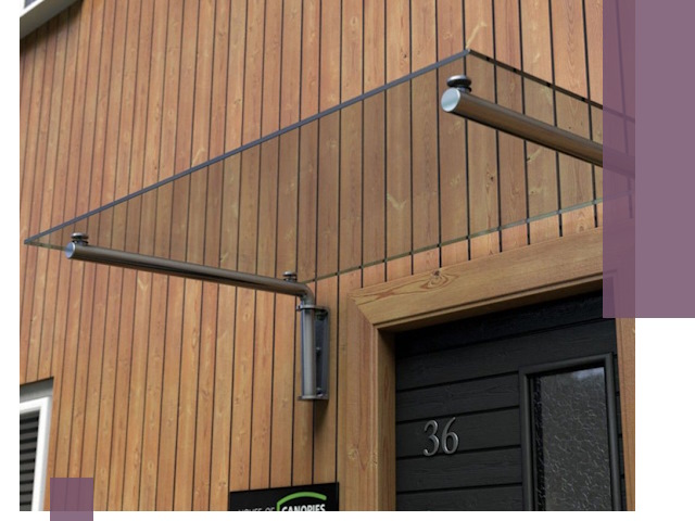 Стеклянные козырьки на входы и фасады в Тамбове